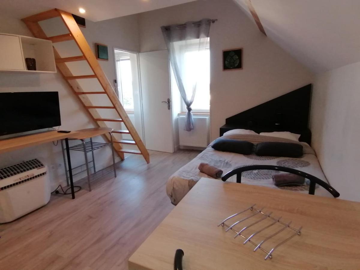 Hotel Entre Les 2 Roches Prisse Bagian luar foto